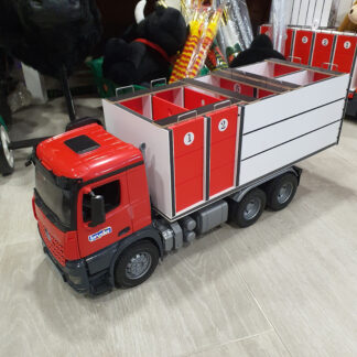 Camião Transporte de Touros com portas intermédias, pátio e rampa Bruder Mercedes