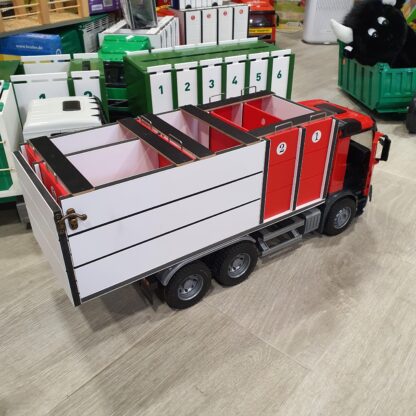 Camião Transporte de Touros com portas intermédias, pátio e rampa Bruder Mercedes - Image 6